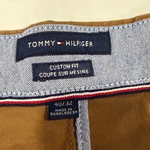 Tommy Hilfiger Custom Fit Tan Pants